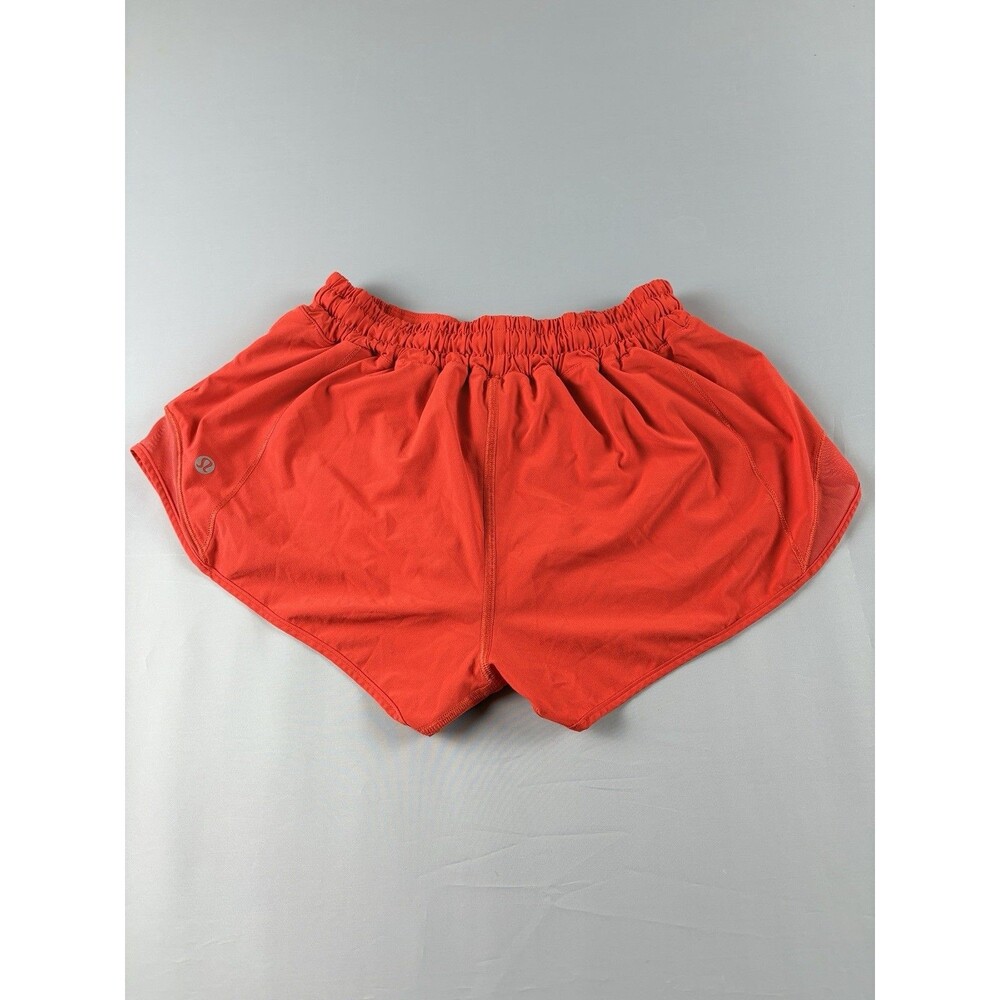Lululemon Hotty Hot Low Rise Lined Short 2.5” Carnation Red size 6 W7AUSR